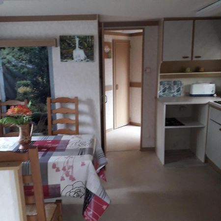 Mobile Home Le Clos De See Chérencé-le-Roussel Eksteriør billede